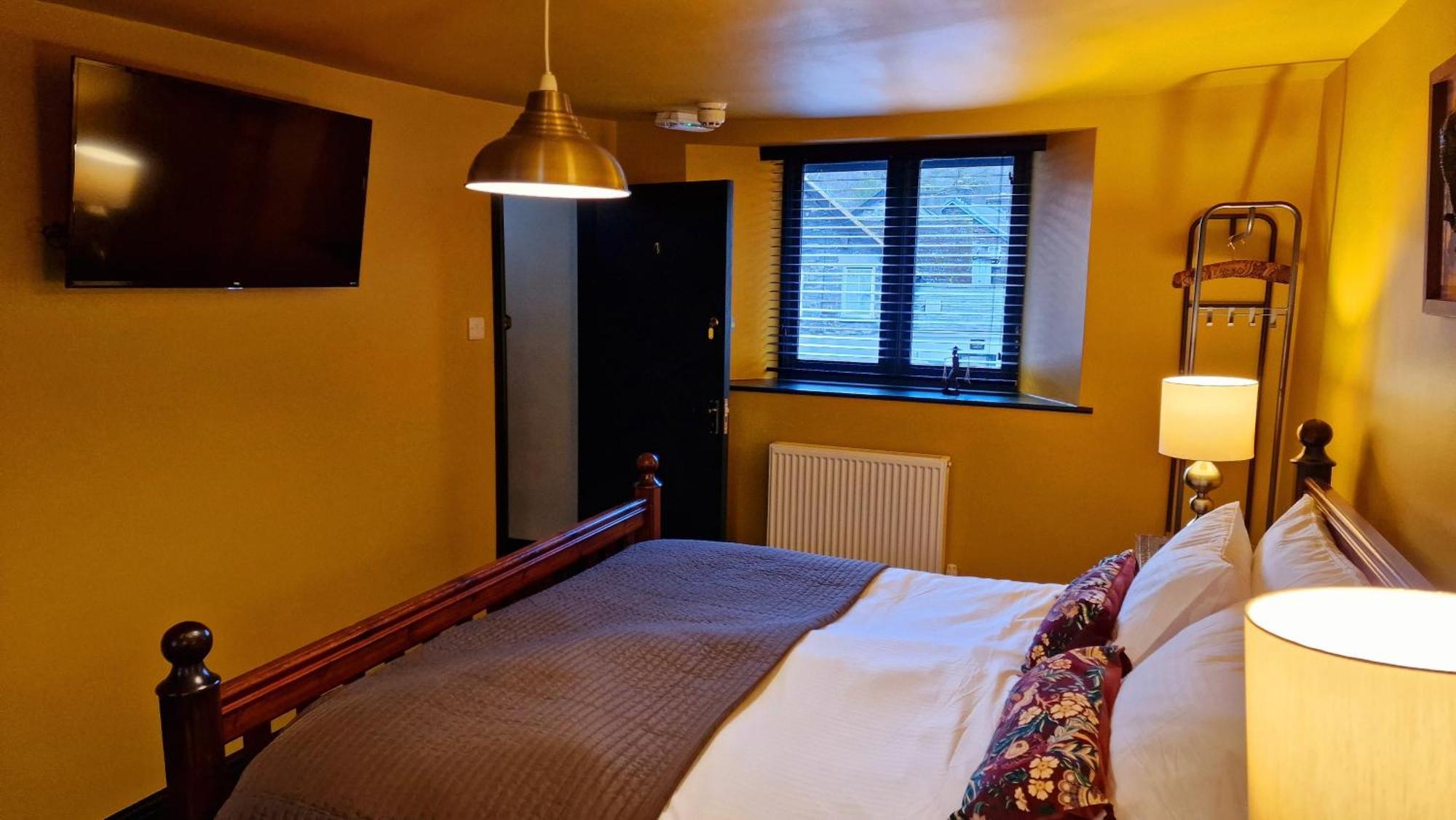 Y Gwydyr Hotel - Dolwyddelan Экстерьер фото